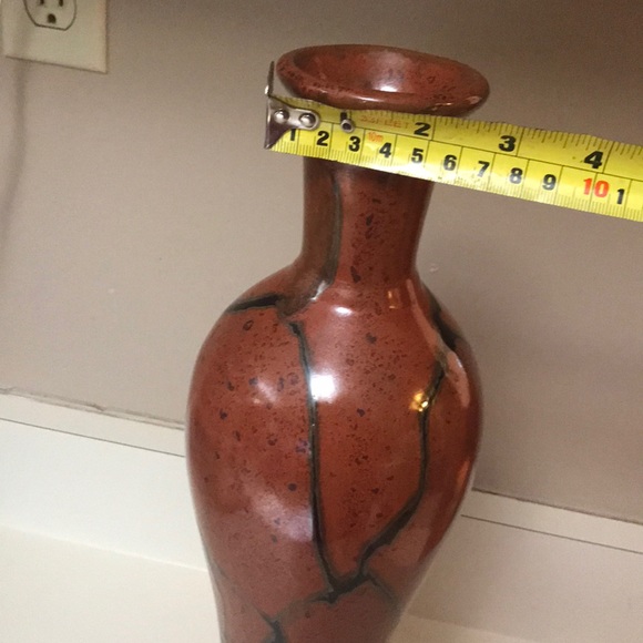 Decorative vase centerpiece - Picture 4 of 6